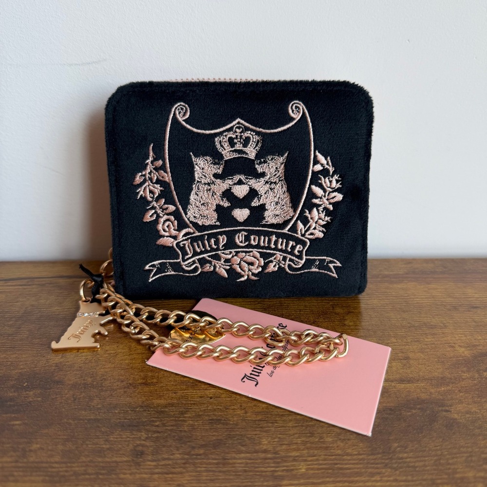 New Juicy Couture New Love Chapter Wallet Clutch Wristlet Black Pink Scottie